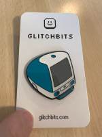 G3 (pin badge)