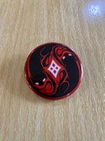 No. 17 Le Chat Rouge (pin badge)