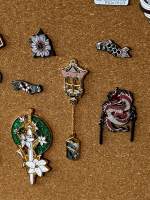 Items in the Japanese Tattoo